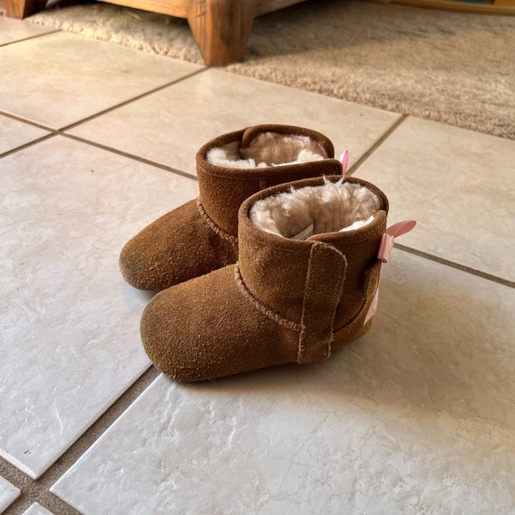 Baby Ugg boots size 4/5. - Picture 1 of 7
